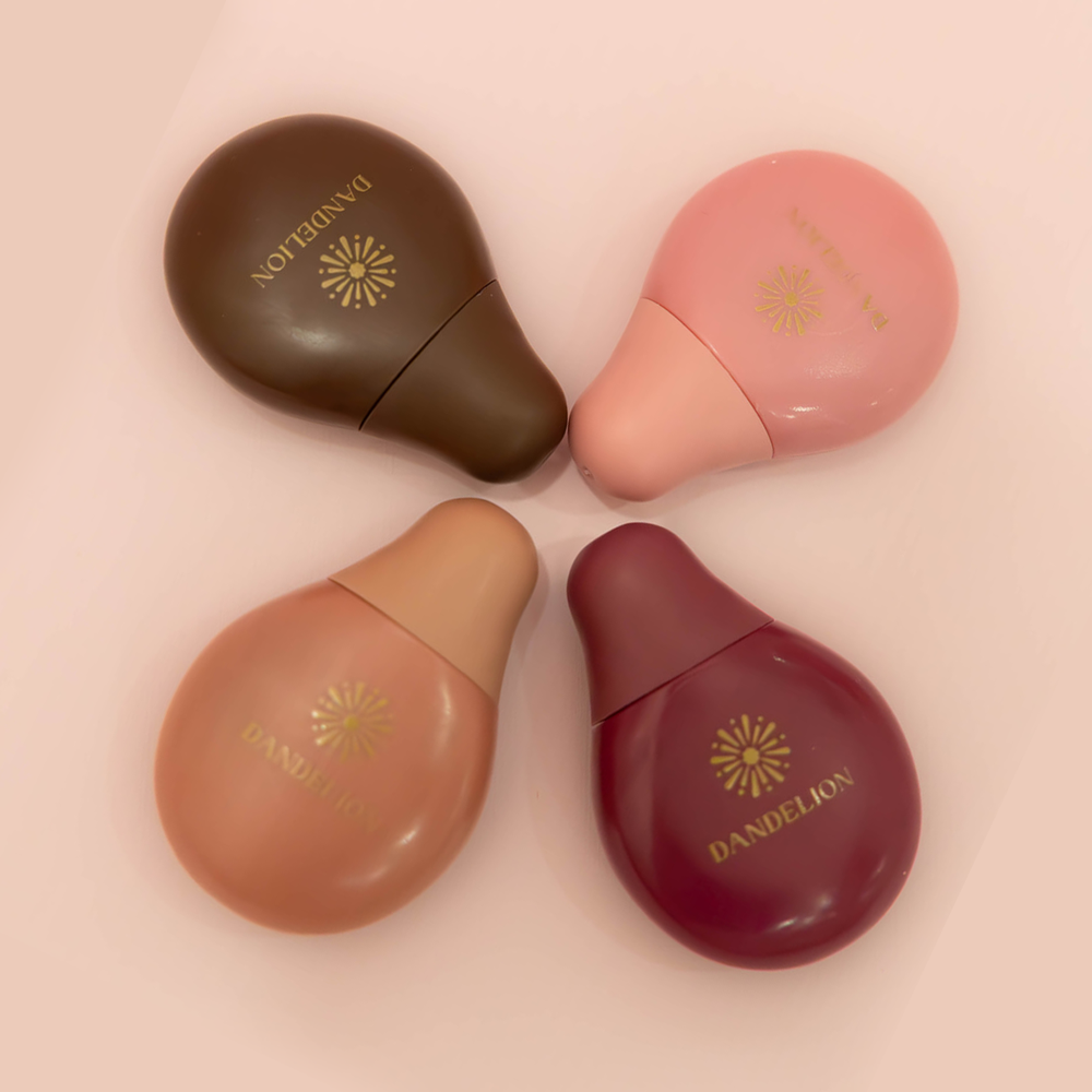 Lip protection and moisturizing gloss