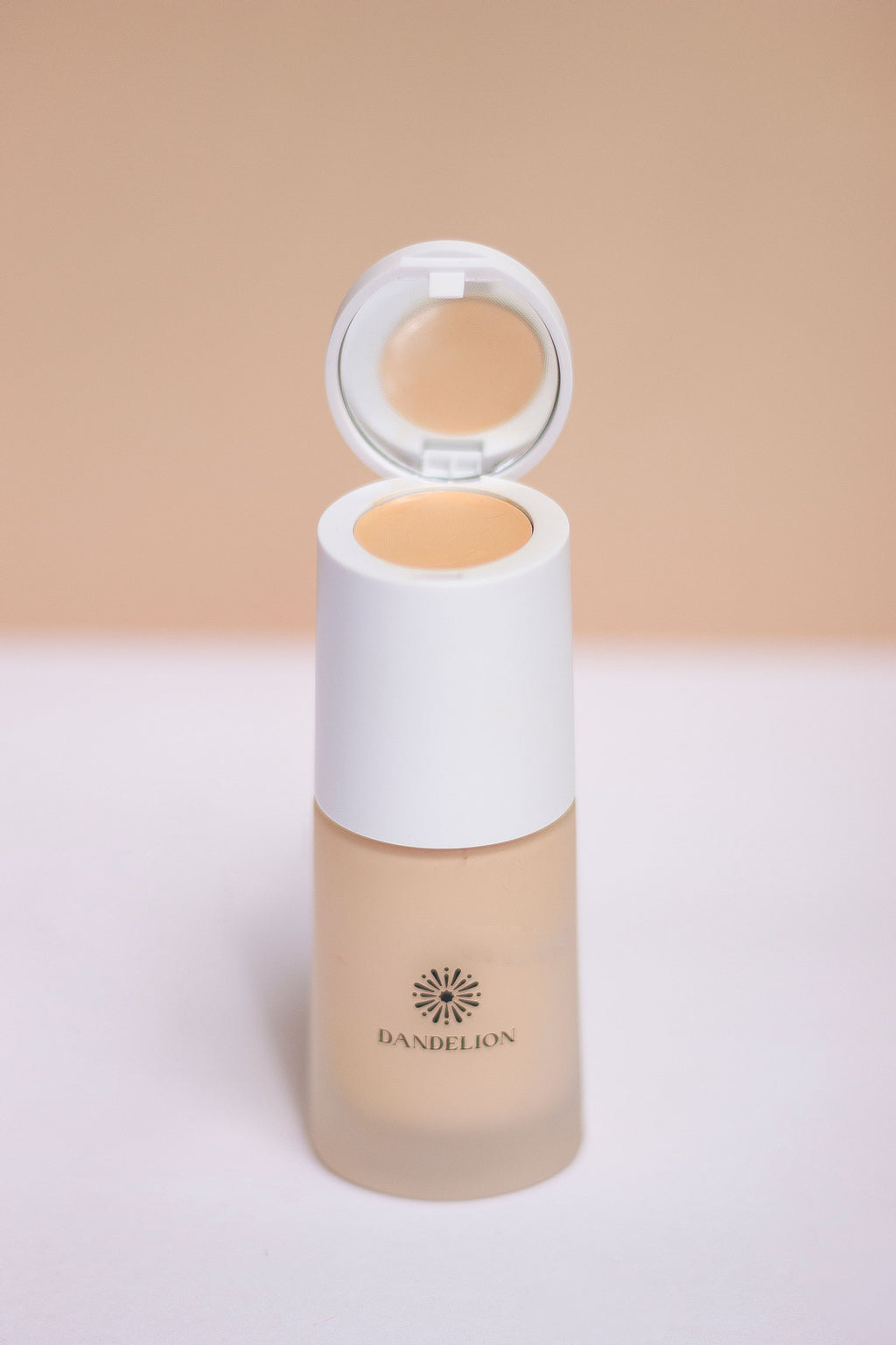 Matt foundation and concealer